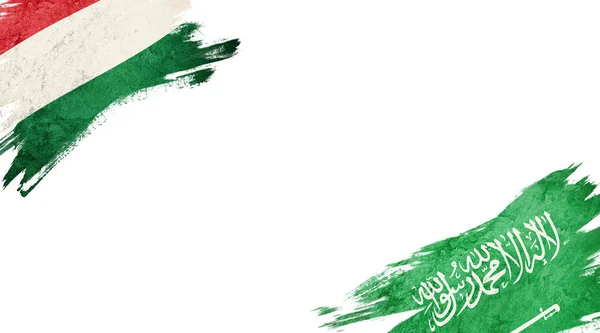 Drapeaux de Hongrie et d'Arabie Saoudite sur fond blanc — Photo